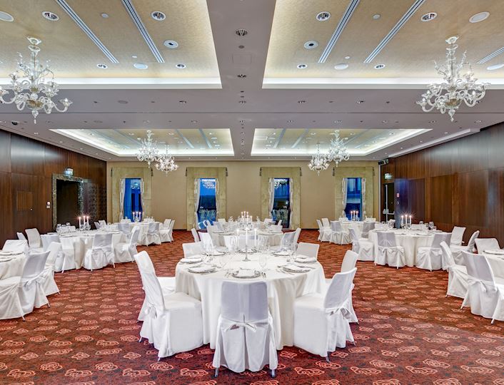 Maria Theresia Ballroom 